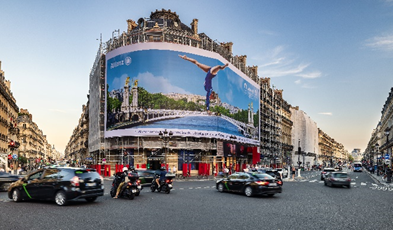 Paris affichage rue JO